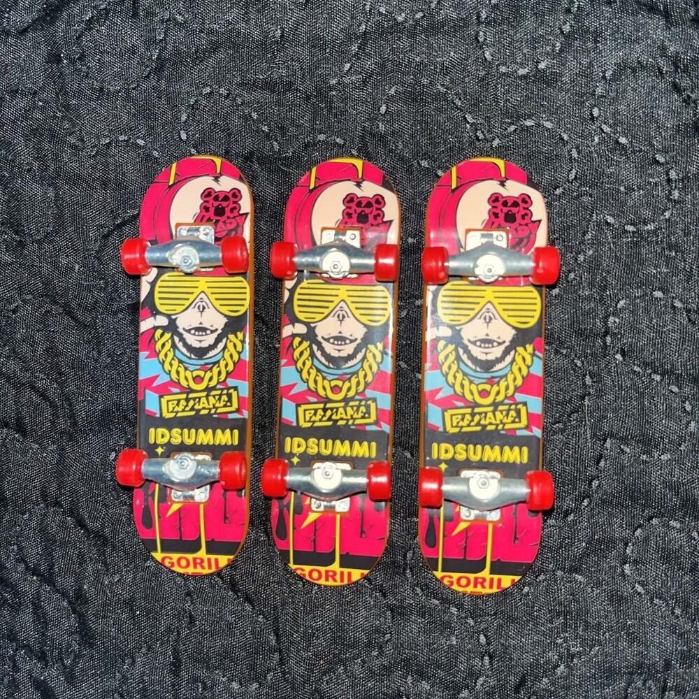 Lot of 3 Idsummi Gorilla Graphic Fingerboards - Mini Skateboard Tech Toys